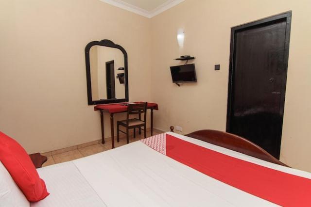 Eestee Rest Kolombo Bagian luar foto